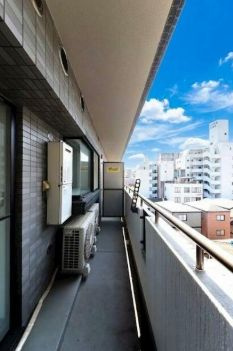 荒川区東日暮里３丁目の賃貸マンション