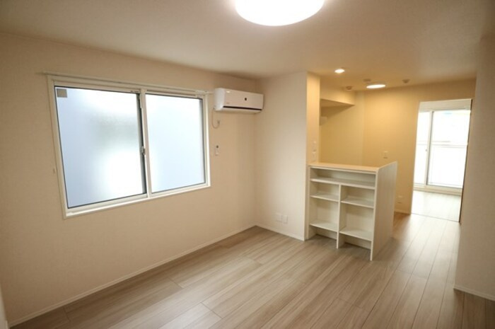D-room WEST PARK西宮の居間・リビング