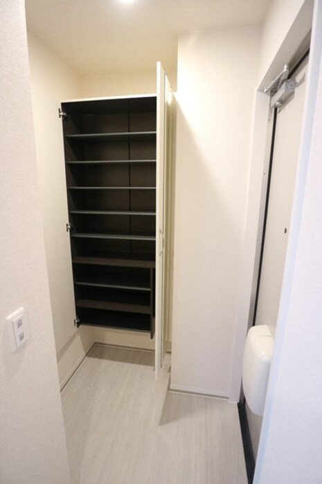D-room WEST PARK西宮の玄関