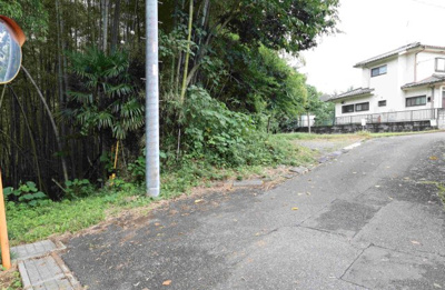 【前面道路含む現地写真】 | 越生町上野　土地