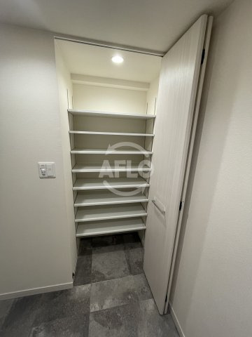 アドバンス西梅田フォルンの収納|アドバンス西梅田フォルン　シューズボックス