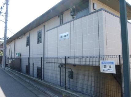 ドエル参番館の外観