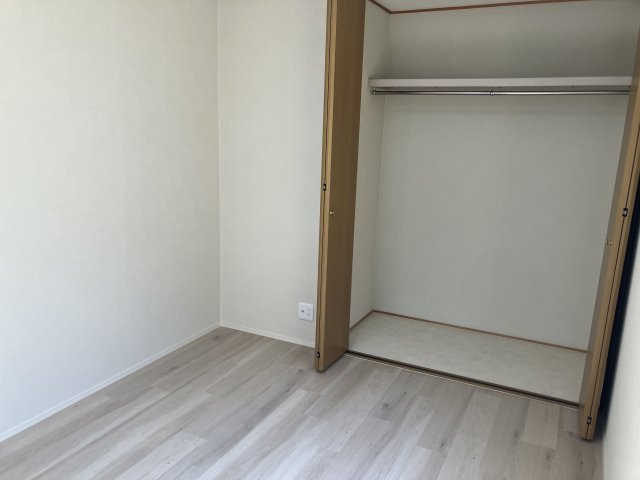 大阪府堺市堺区中安井町3丁3-3の洋室|広々とした洋室です