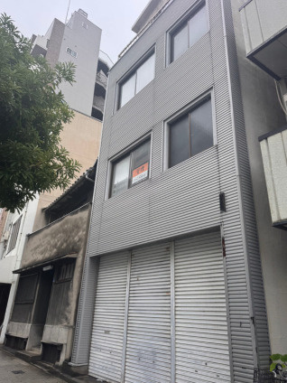 大阪市中央区谷町６丁目の店舗事務所の外観