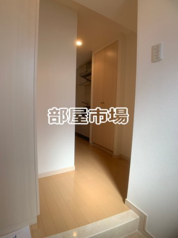 ニューシティアパートメンツ南千住の玄関