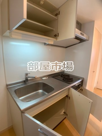 ニューシティアパートメンツ南千住のキッチン