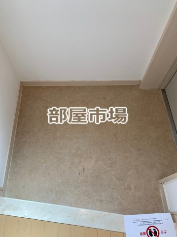 ニューシティアパートメンツ南千住の玄関