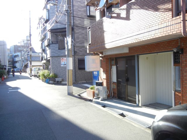 サンライト上新庄の周辺