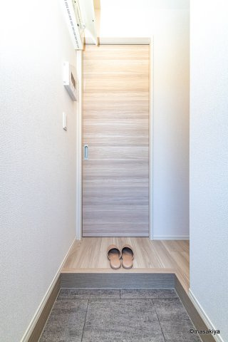 レジデンスフラワーⅡの玄関