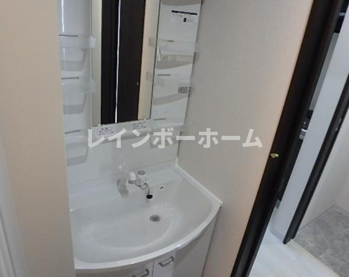 あかるAの独立洗面台