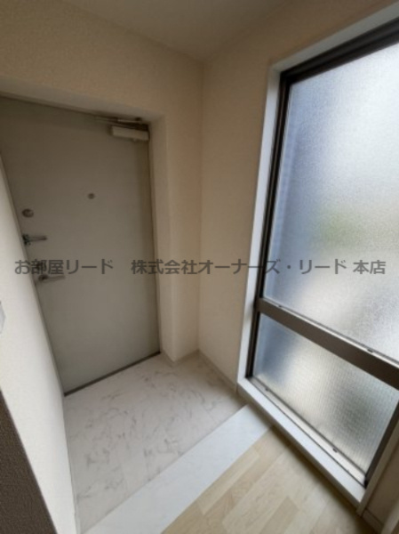 パッサーブルー野中の玄関|※別部屋参考写真になります。