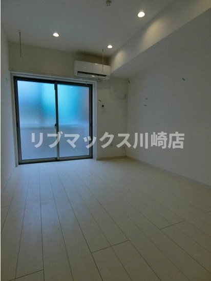 【寝室】リブリ・グランパル川崎 