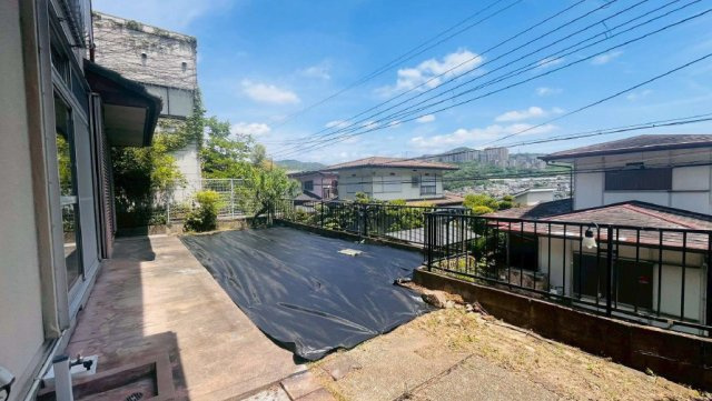 西宮市宝生ヶ丘一丁目　貸家の庭|簡単な家庭菜園も楽しめるお庭です