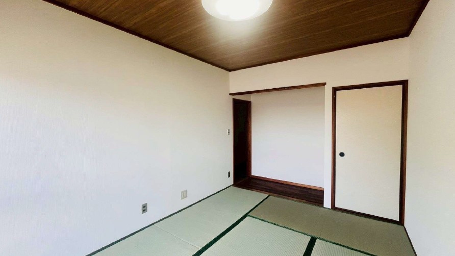 西宮市宝生ヶ丘一丁目　貸家の子供部屋|お子さんと一緒に遊べます