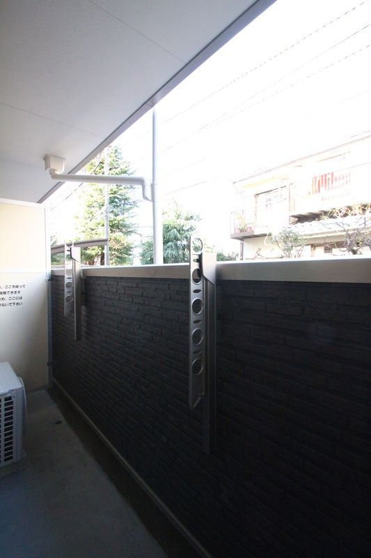 アクティ氷川台のバルコニー