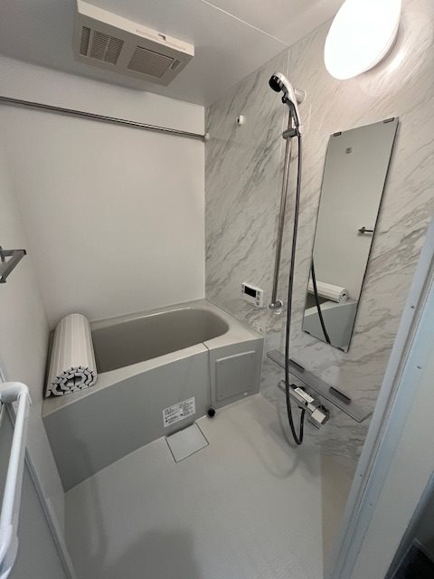 エリシアン三軒茶屋 の浴室