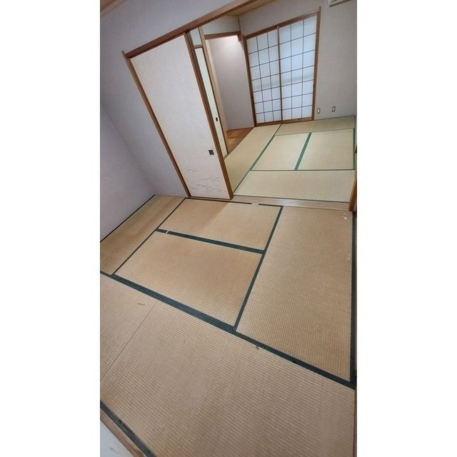 寝屋川市寿町戸建の和室