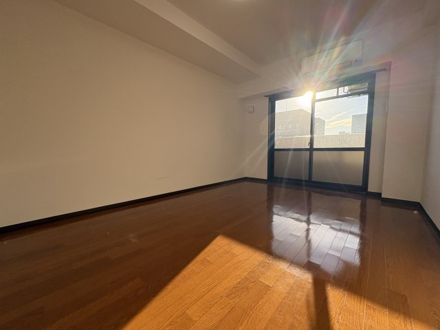 ローズコーポ本町の居間・リビング