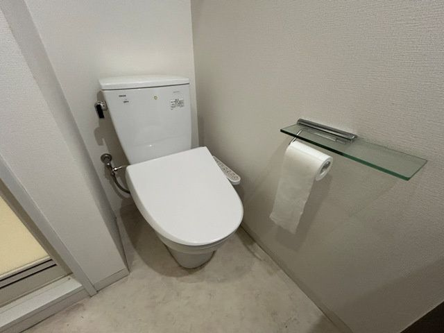 スパシエアルカーノ府中のトイレ|※別号室参考写真