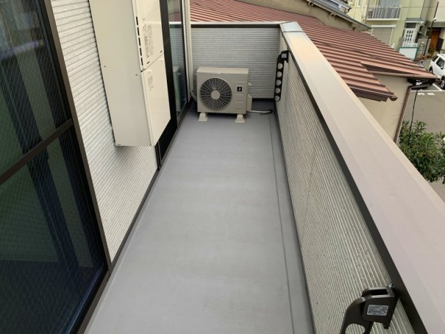 ウェルスクエア豊中北桜塚のバルコニー