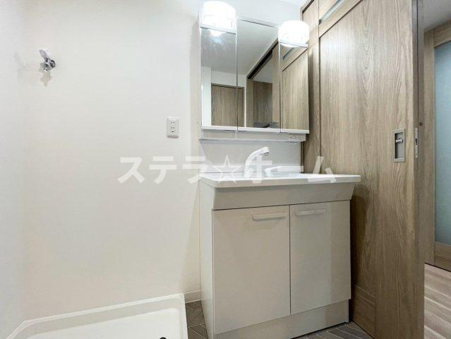 千里山ロイヤルマンション2番街D棟の独立洗面台|独立洗面台、朝の身支度には欠かせません