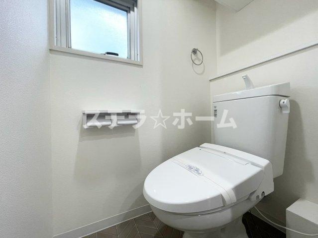 千里山ロイヤルマンション2番街D棟のトイレ|シンプルで使いやすいトイレです