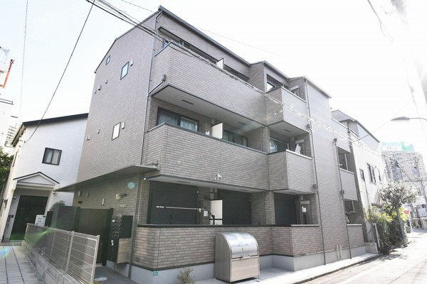 グランクオール池袋本町の外観