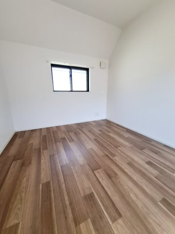 メゾン六番町の洋室