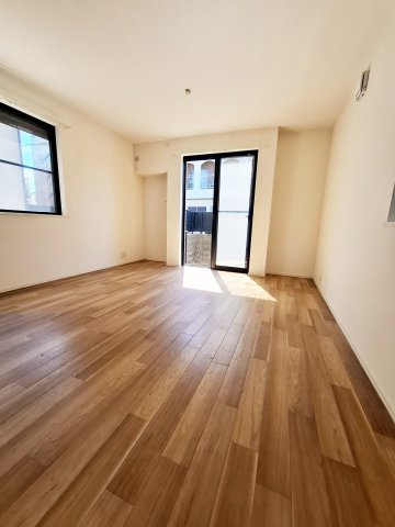 メゾン六番町の居間・リビング