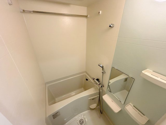 エムブイインプ新大阪の浴室