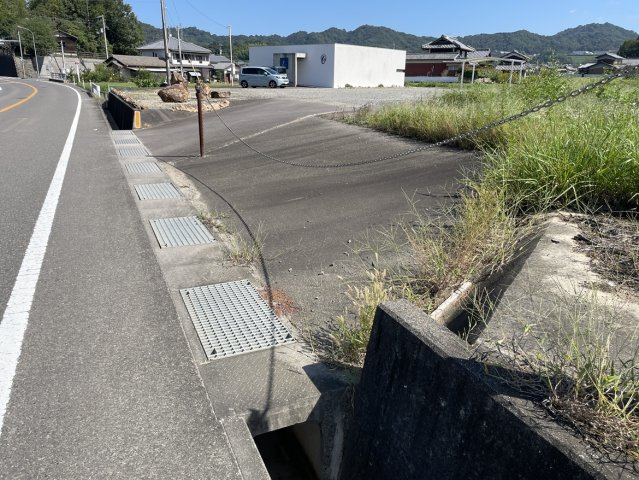 三木町井上　土地の外観