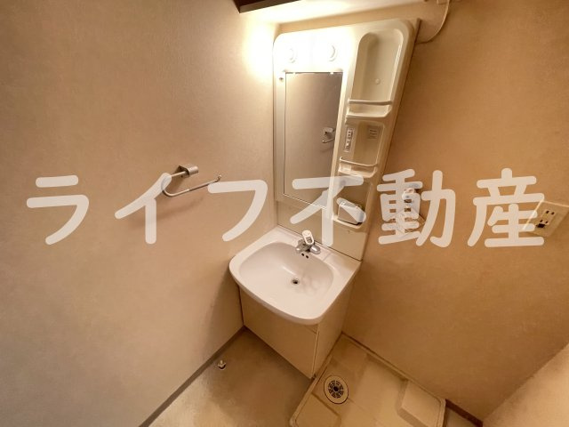 ビバス茨木の独立洗面台|使いやすい独立洗面台です
