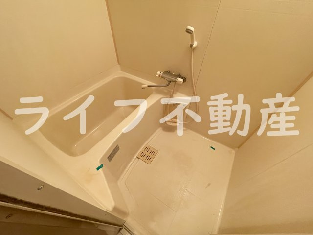 ビバス茨木の浴室|日々の疲れを癒すお風呂付です