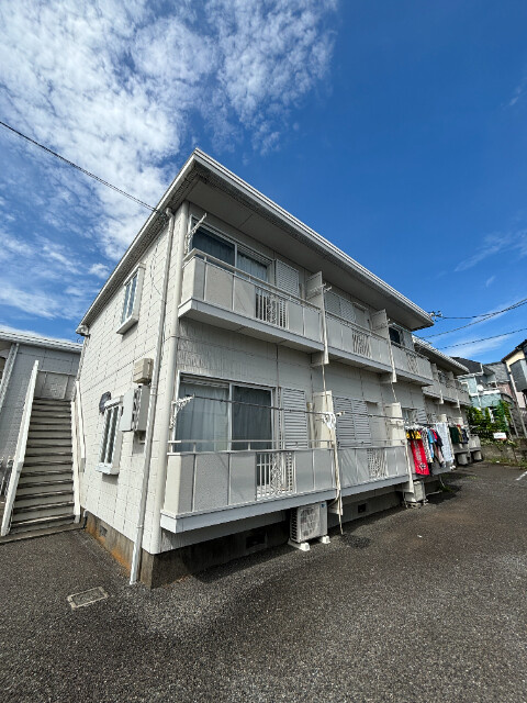 カルム桜新町Dのエントランス
