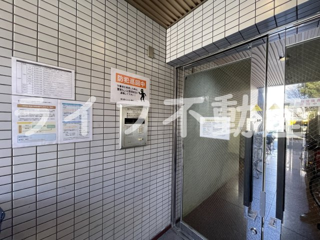 パウゼ布施のロビー|建物の内部です