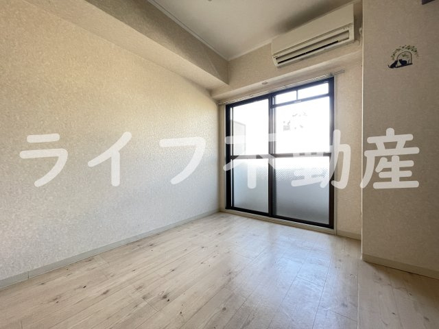 パウゼ布施の洋室|明るい洋室です