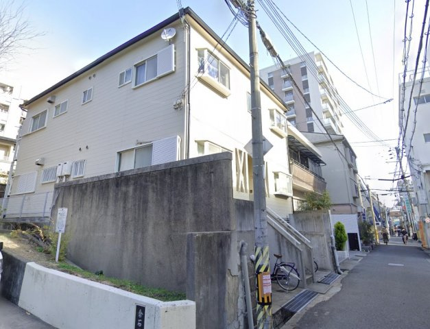 アーク倉石通の外観