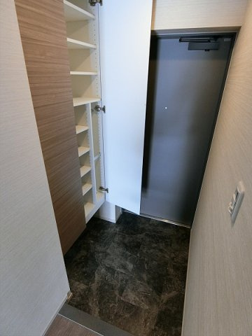 【玄関】