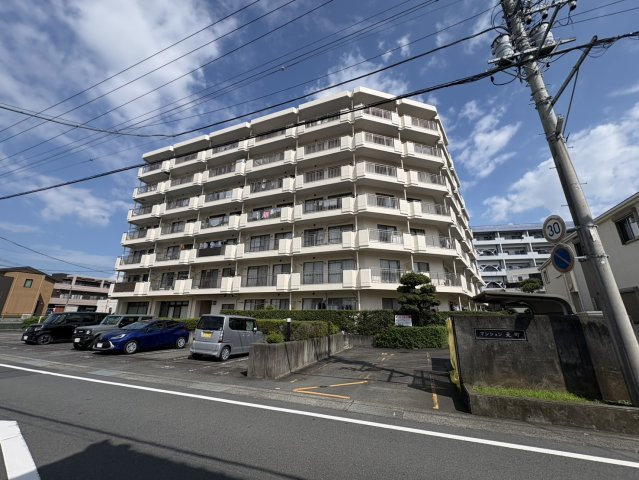 富士山を独り占めマンション元町の外観