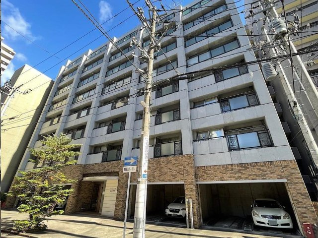 アーバンプラザ北四番丁の外観