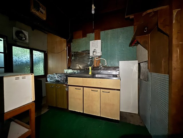 日光市鬼怒川温泉大原　中古戸建のキッチン