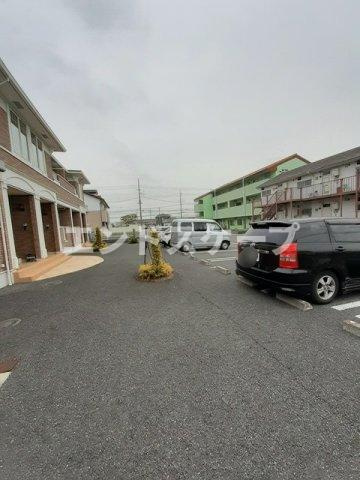 クラールの駐車場|高崎、前橋のお部屋探しはエンドスケープまで！お客様の理想お聞かせ下さい♪