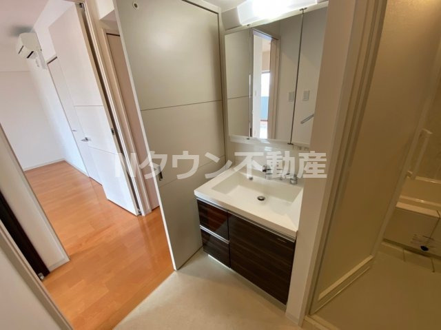 【洗面所】 | 茶屋ヶ坂ライズ | コンパクトで使いやすい洗面所