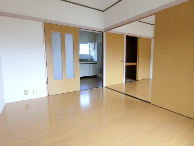 【居間・リビング】 | 向山マンション