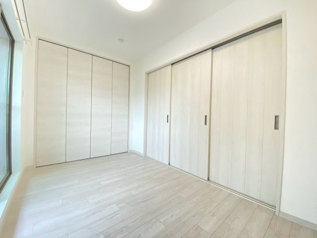 セレニティ豊川Ⅰの洋室