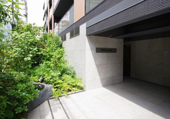 【エントランス】パークリュクス渋谷西原