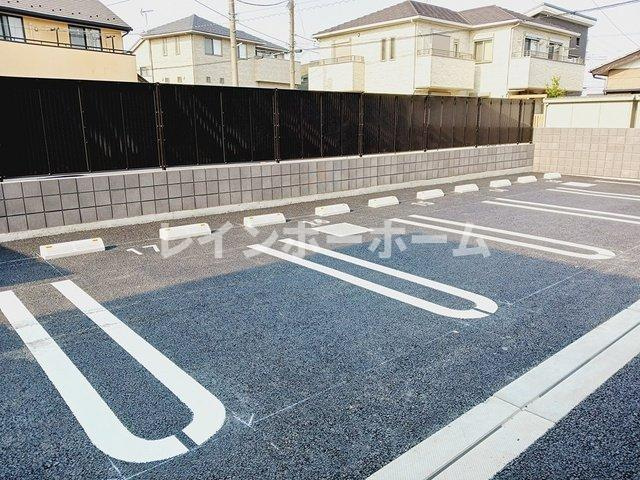 エクセルゲートⅤの駐車場