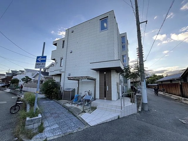 西宮市甲子園口５丁目の賃貸マンション