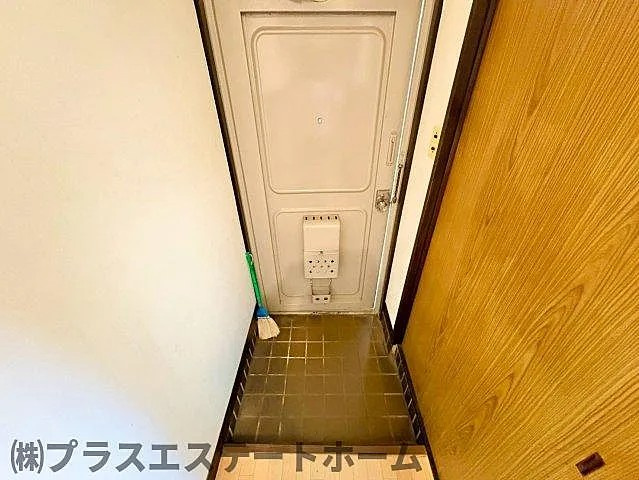 神戸市灘区福住通６丁目の賃貸マンションの玄関