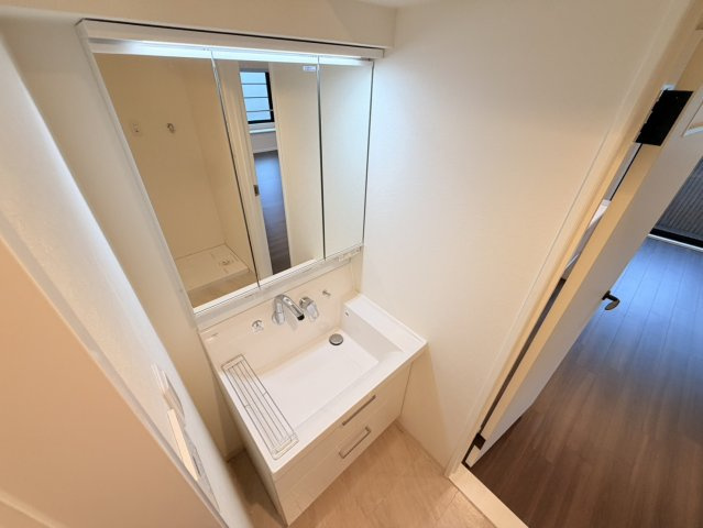 西宮市老松町の賃貸マンションの洗面所